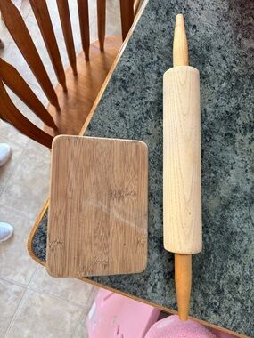 Wooden Rolling Pin and Bamboo Pastry Board - Natural